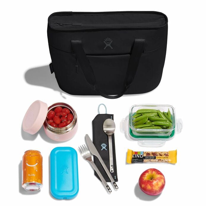 8-l-insulated-lunch-tote-w3 8l-tote-black-packing.jpg