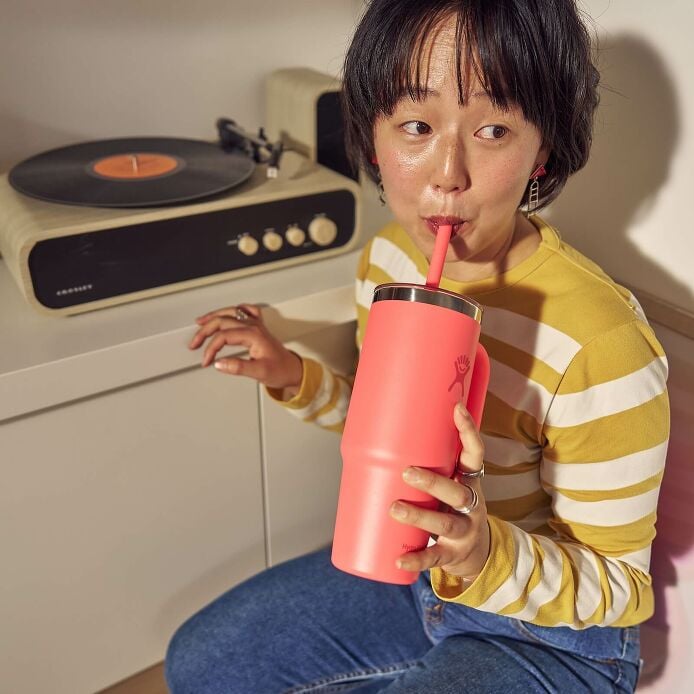 24-oz-travel-tumbler-q3 hf_s26_mcinnis_2487.jpg